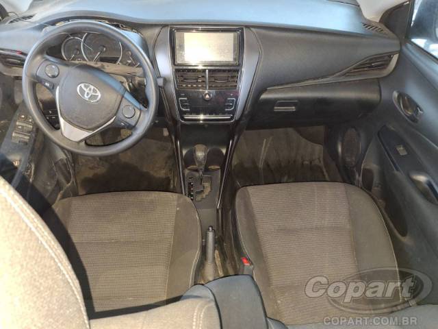 2025 TOYOTA YARIS SEDA 