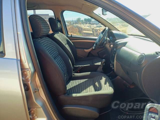 2014 RENAULT SANDERO 