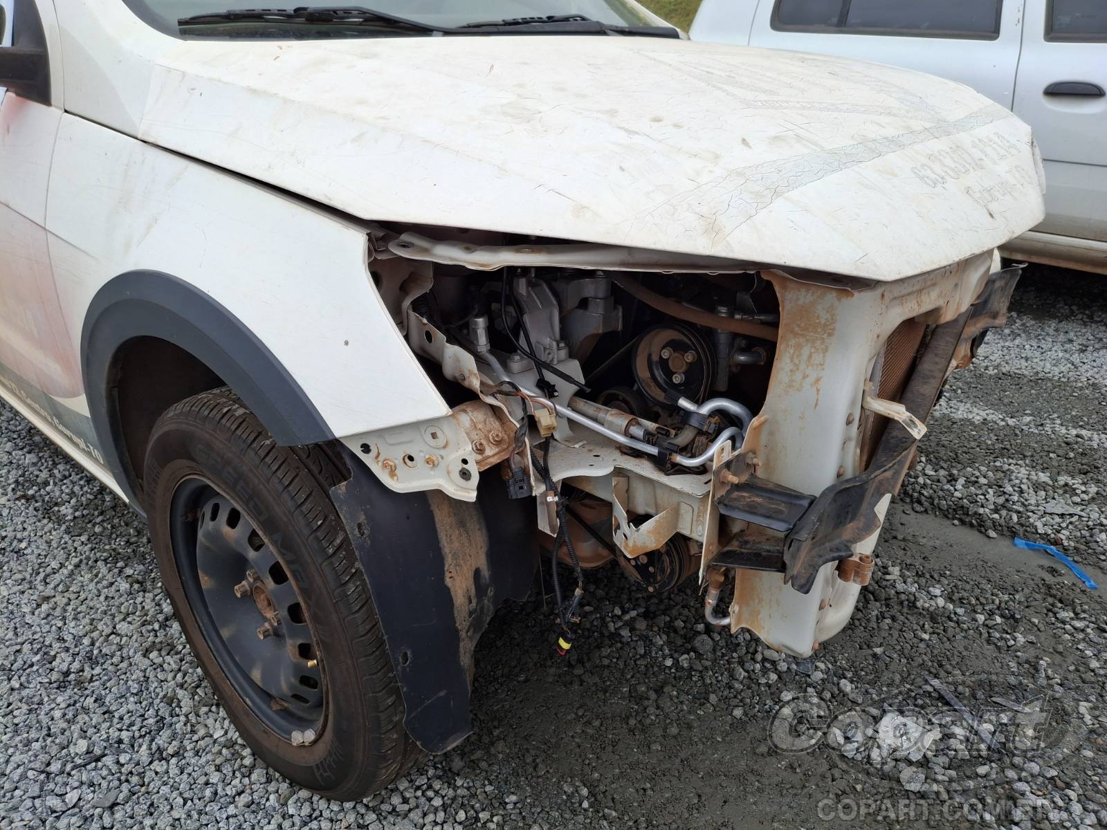 2021 VOLKSWAGEN SAVEIRO — foto 11 de 13