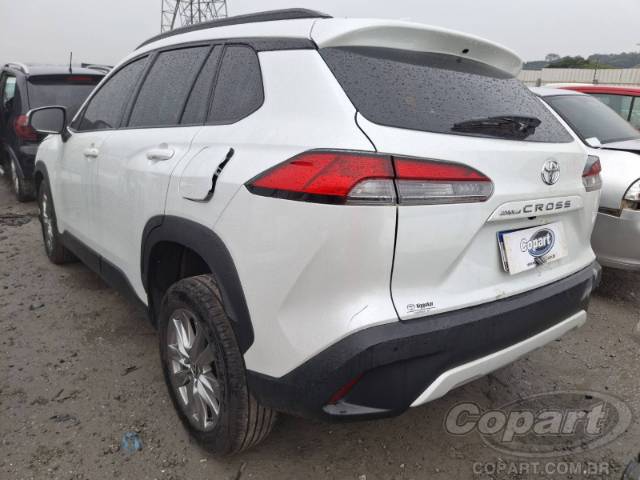 2026 TOYOTA COROLLA CROSS 