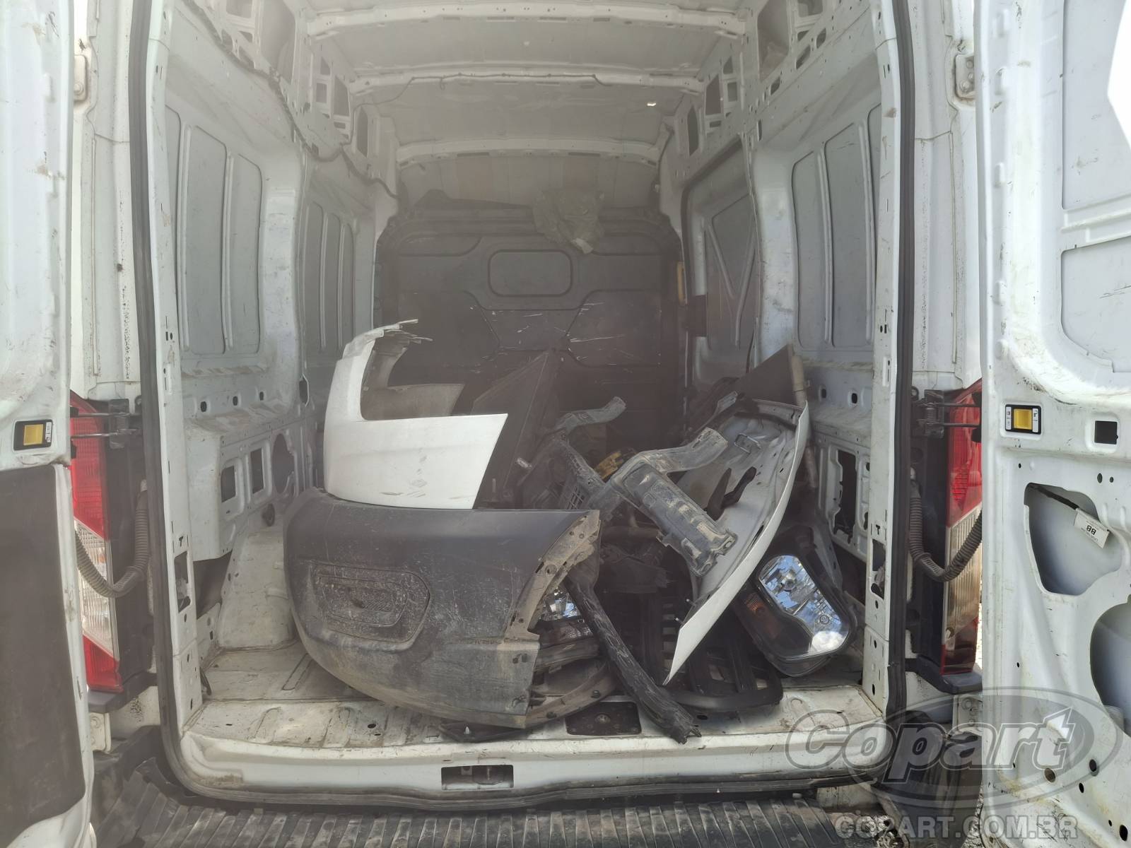 Foto 6 de 10: 2023 FORD TRANSIT FURGAO