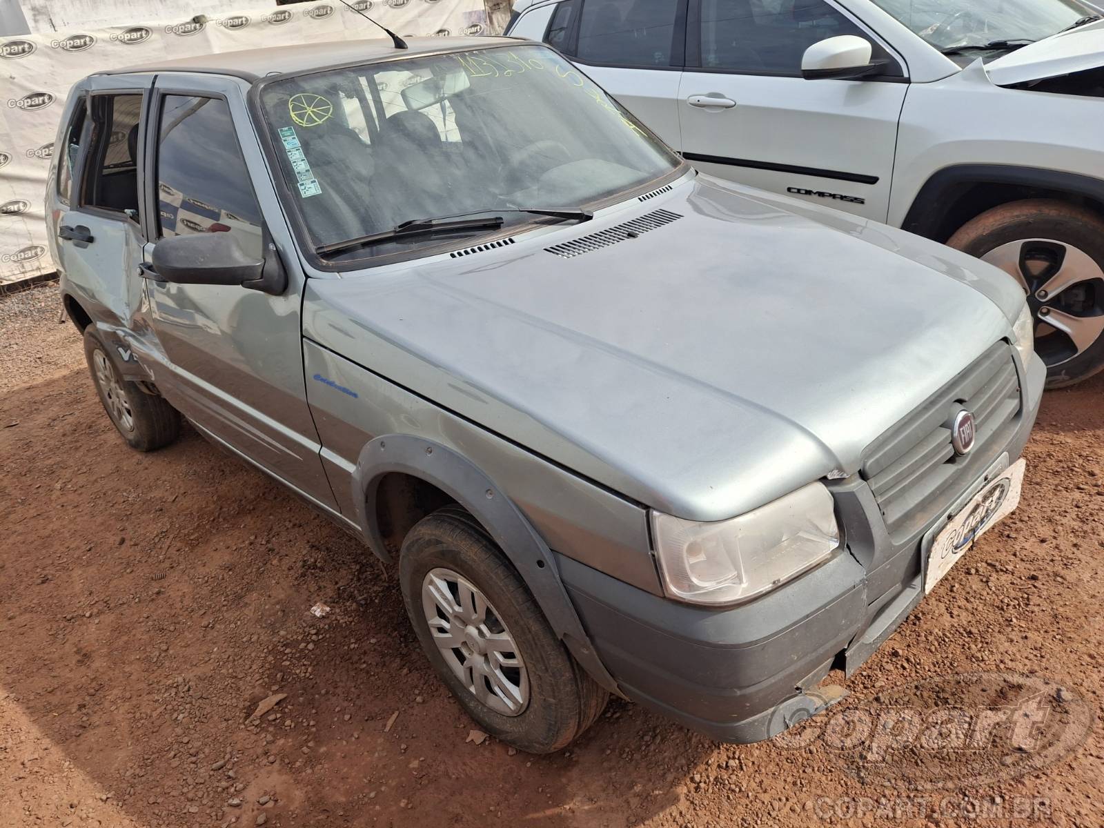 Fiat UNO 2011 em leilão — MT