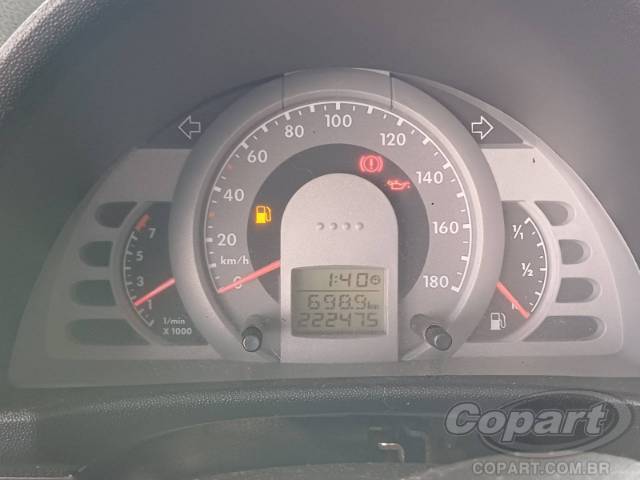 2005 VOLKSWAGEN FOX 