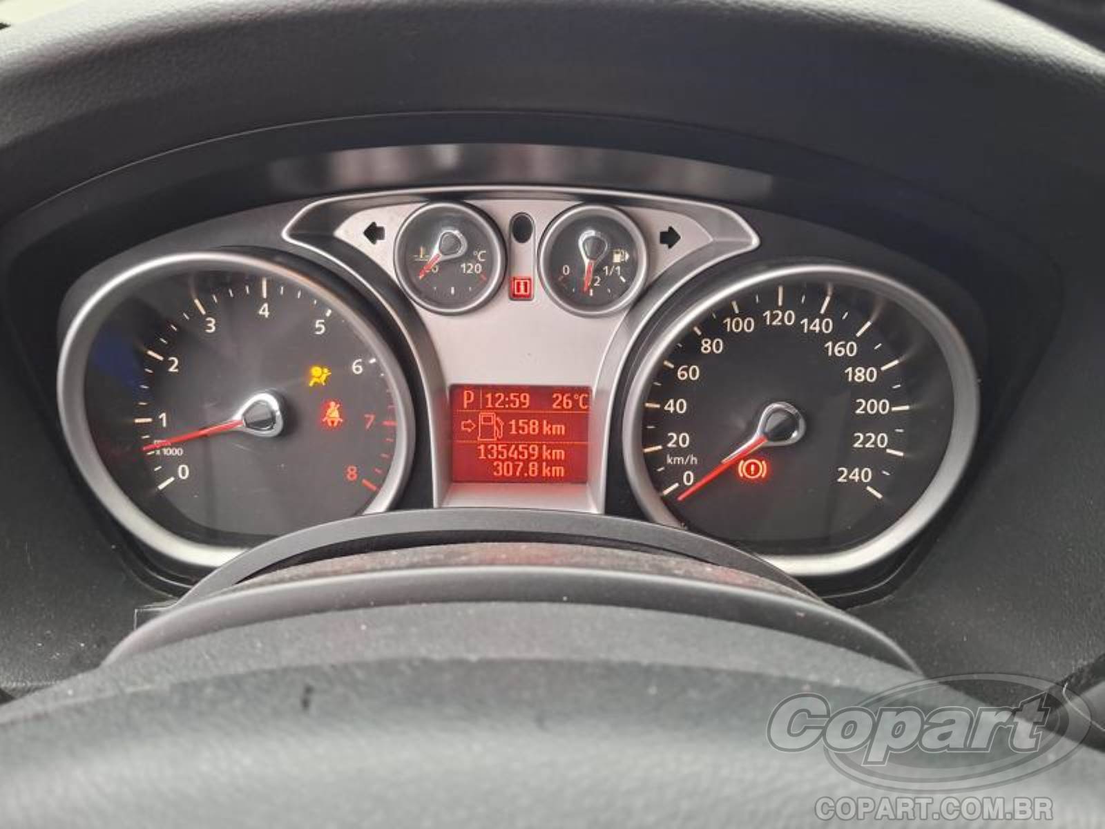 Foto 8 de 11: 2013 FORD FOCUS SEDAN