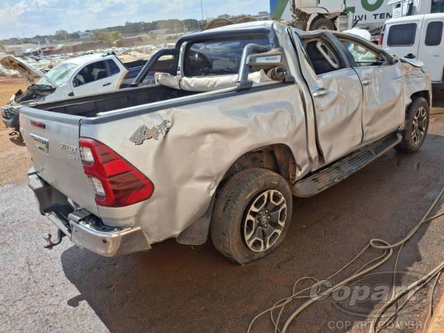 2025 TOYOTA HILUX CD 