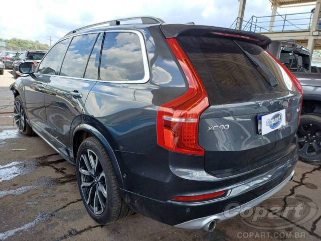 2018 VOLVO XC90 