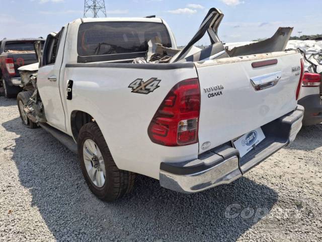 2017 TOYOTA HILUX CD 