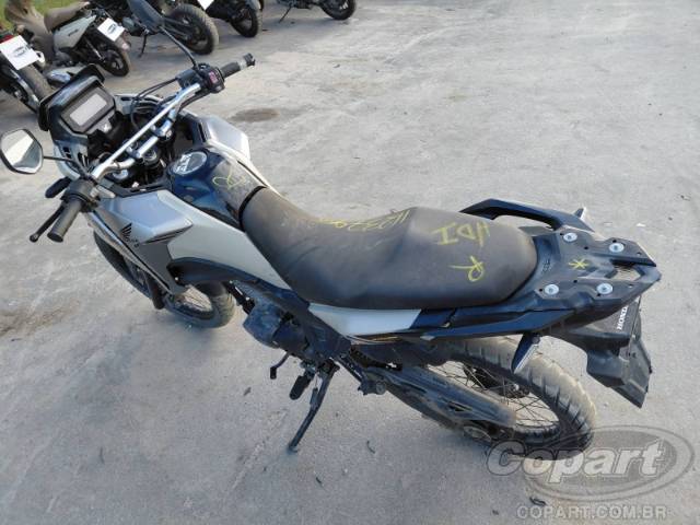 2024 HONDA XRE SAHARA 300 