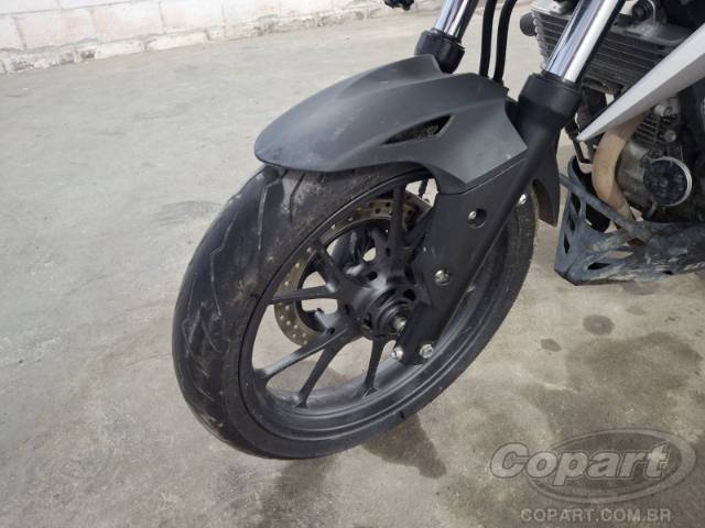 2026 HONDA CB 300F 