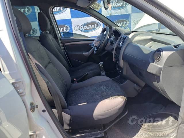 2018 RENAULT DUSTER OROCH 