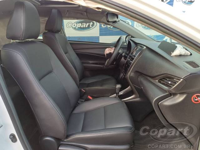 2023 TOYOTA YARIS SEDA 