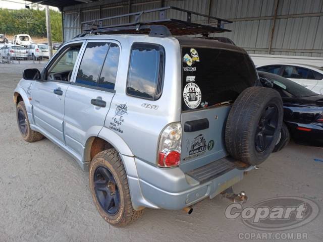 2008 CHEVROLET TRACKER 