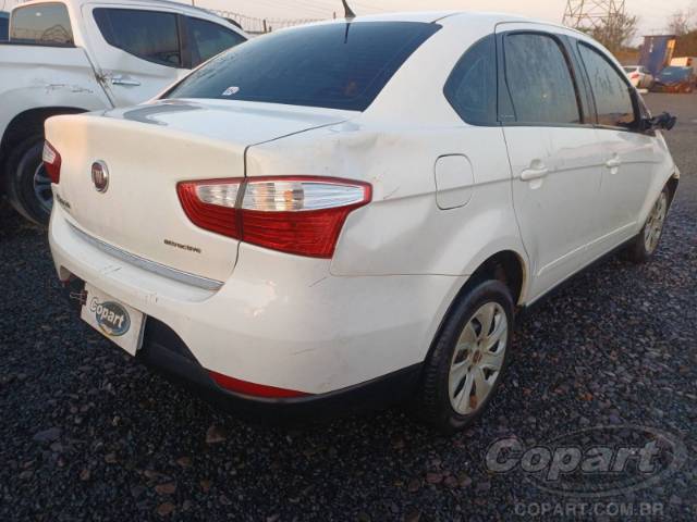 2015 FIAT GRAND SIENA 