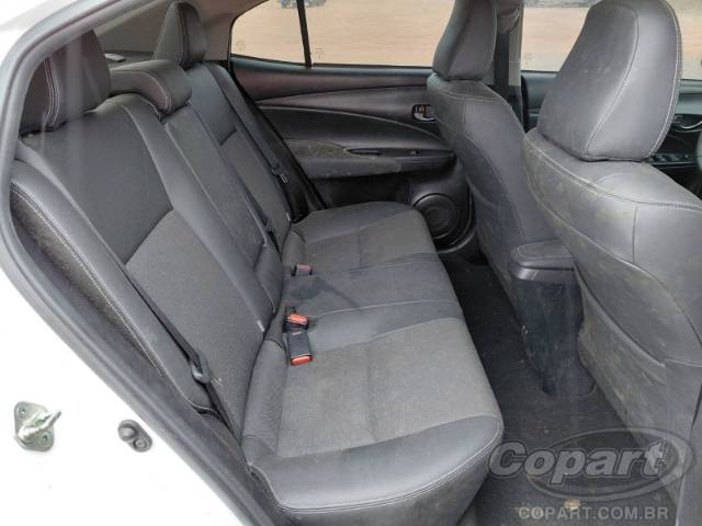 2024 TOYOTA YARIS SEDA 