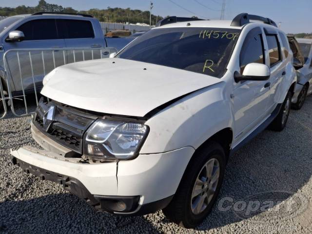 2020 RENAULT DUSTER 