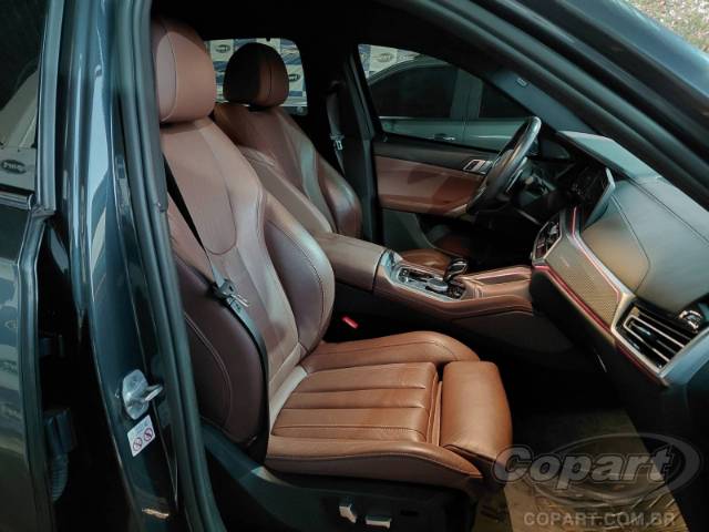 2021 BMW X6 
