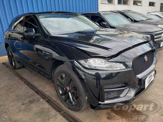 2017 JAGUAR F-PACE 