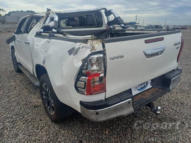 2022 TOYOTA HILUX CD 