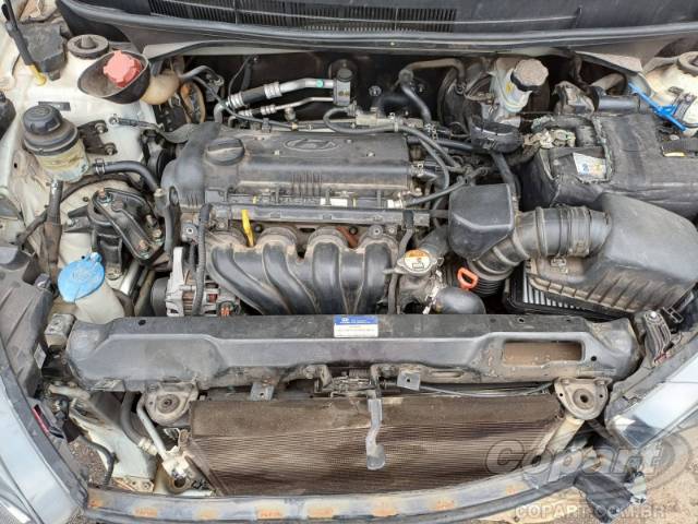 2015 HYUNDAI HB20 