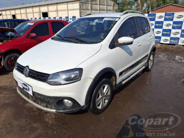 2011 VOLKSWAGEN FOX 