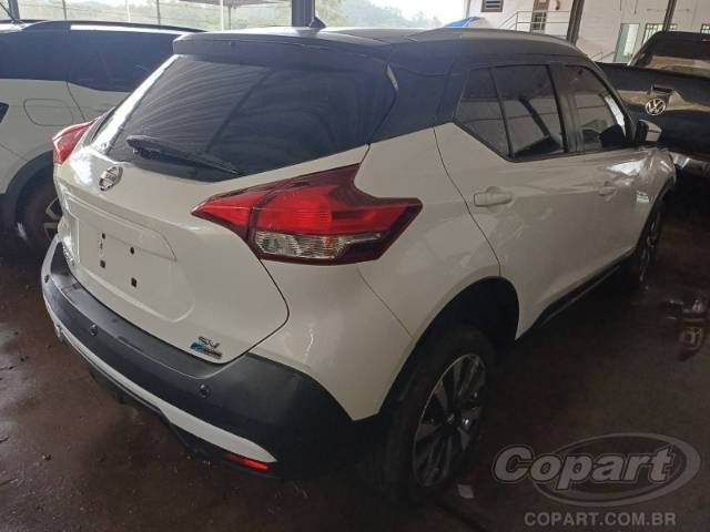 2018 NISSAN KICKS 