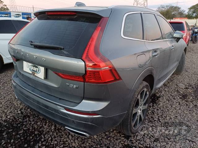 2020 VOLVO XC60 