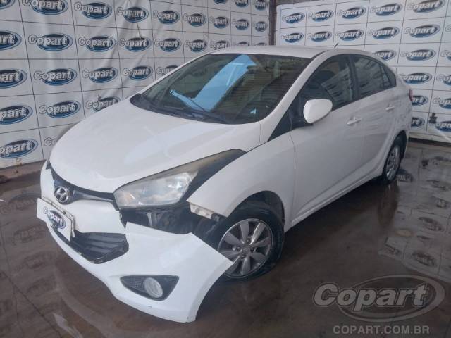 2014 HYUNDAI HB20S 