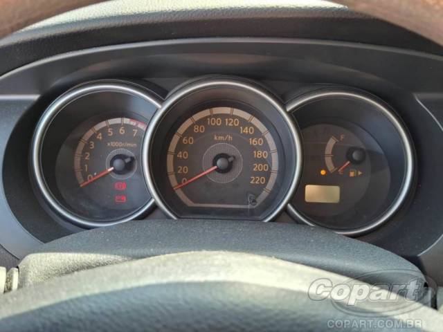 2011 NISSAN GRAND LIVINA 