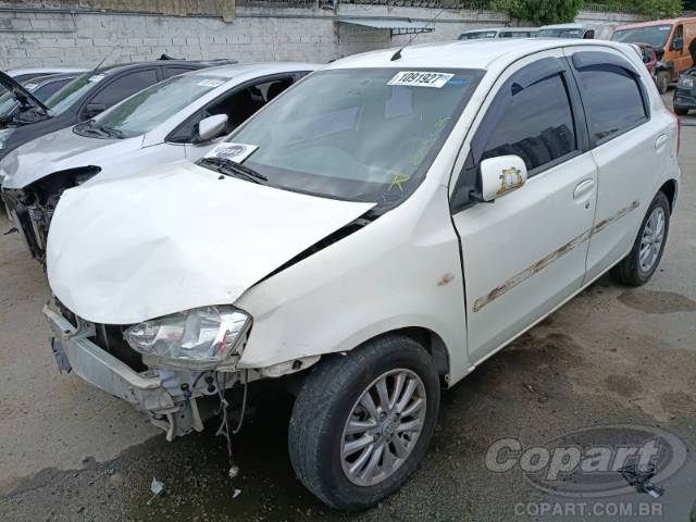 2013 TOYOTA ETIOS 