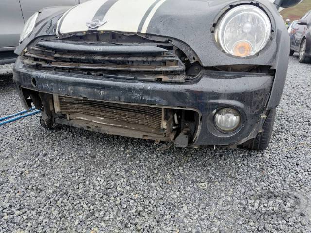 2011 MINI COOPER 