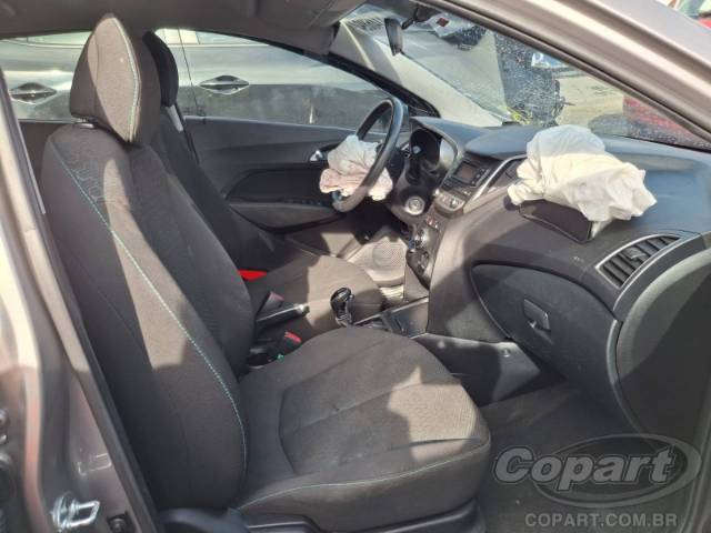2017 HYUNDAI HB20 