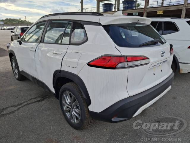 2026 TOYOTA COROLLA CROSS 