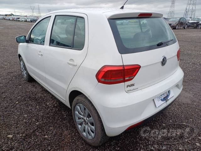 2015 VOLKSWAGEN FOX 
