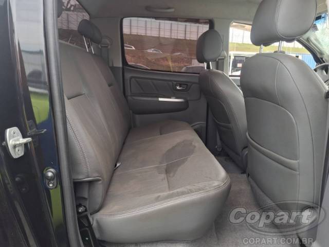 2013 TOYOTA HILUX CD 