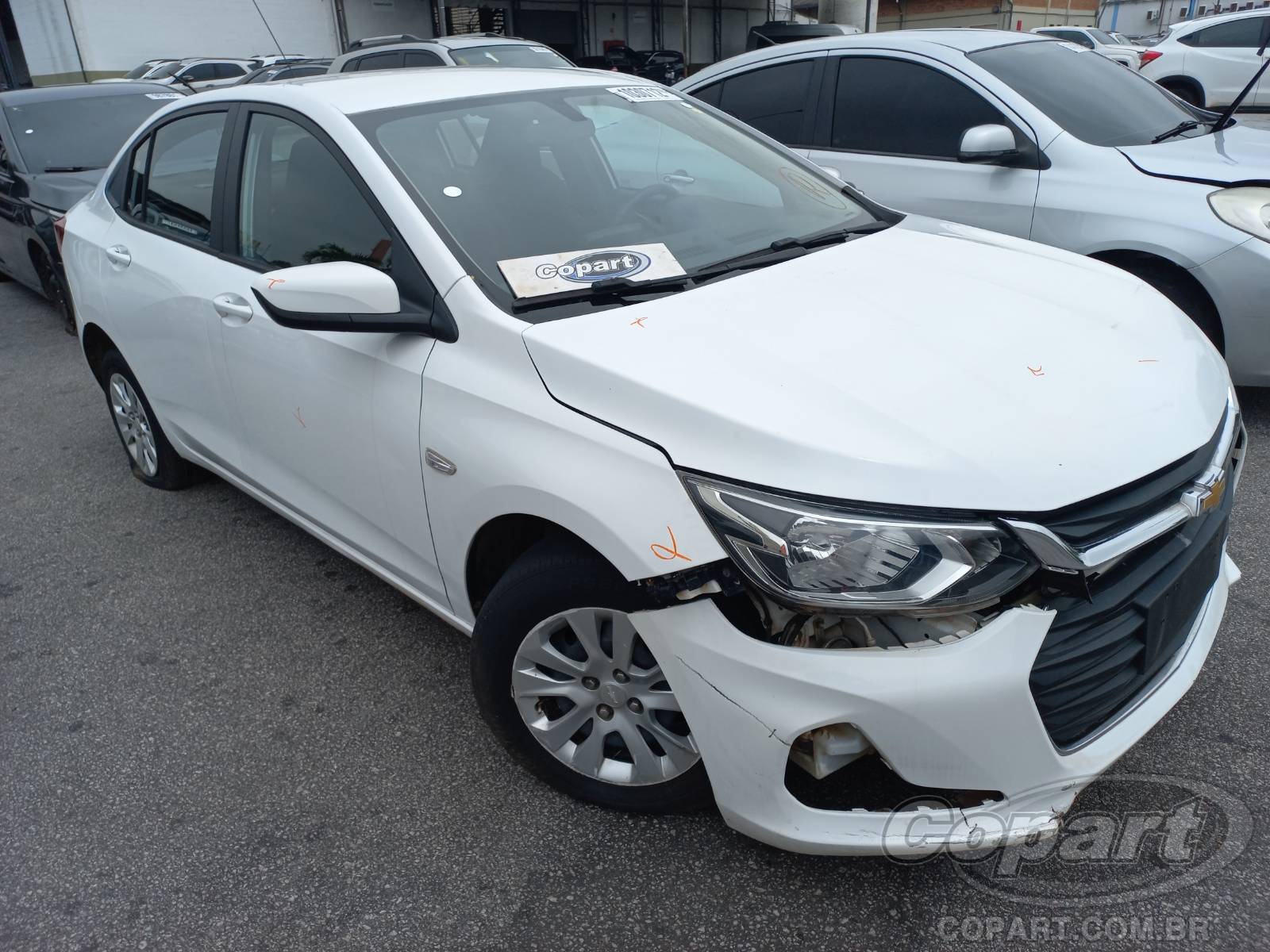 Veículo GM - Chevrolet Onix Plus 2020 CHEVROLET ONIX PLUS LT 1.0 12V ECOTEC 2020 em leilão