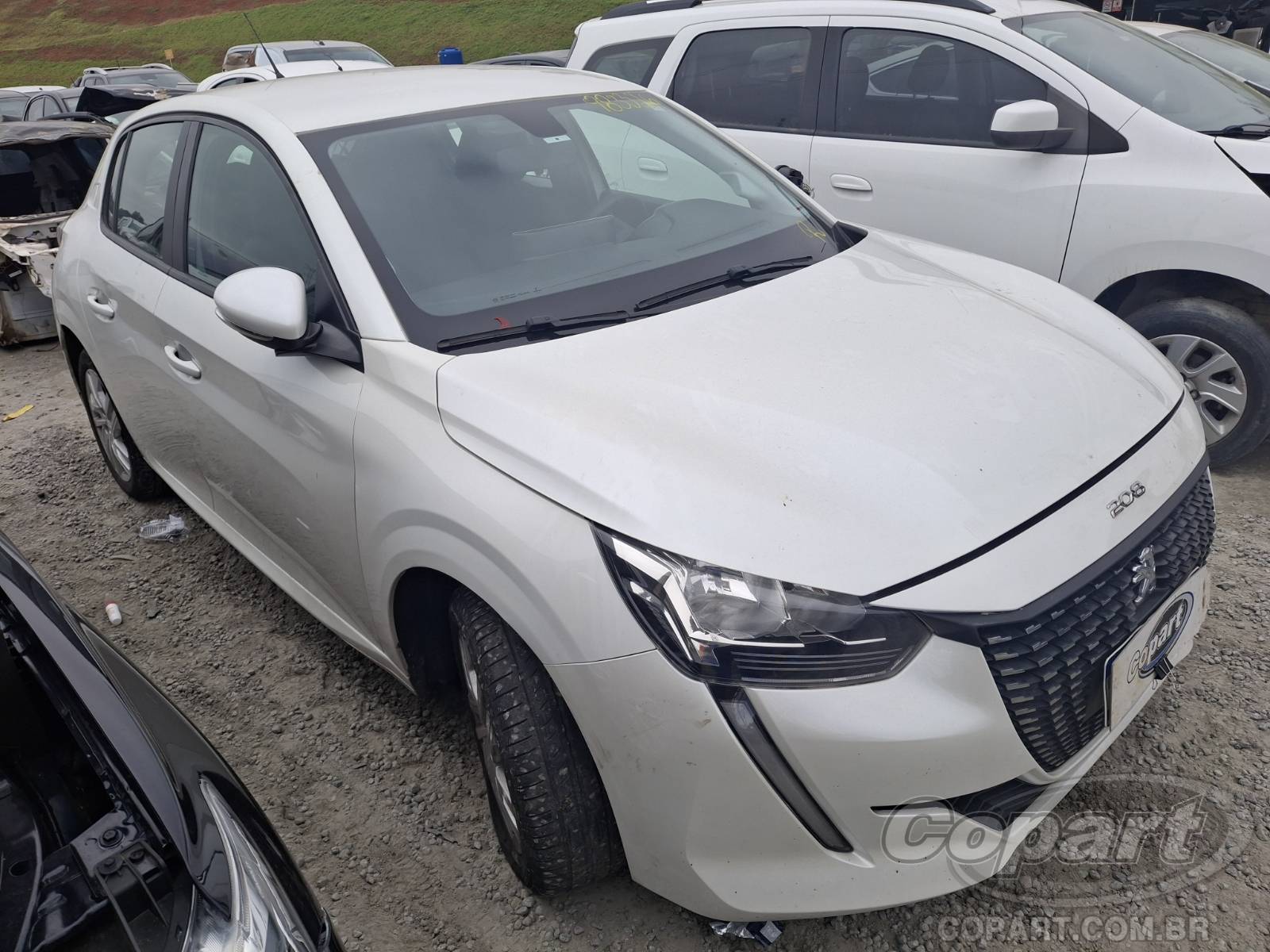 Veículo Peugeot 208 Peugeot 208 Active 1.6 16V VVT 2023 Médio Colisão 2023 em leilão