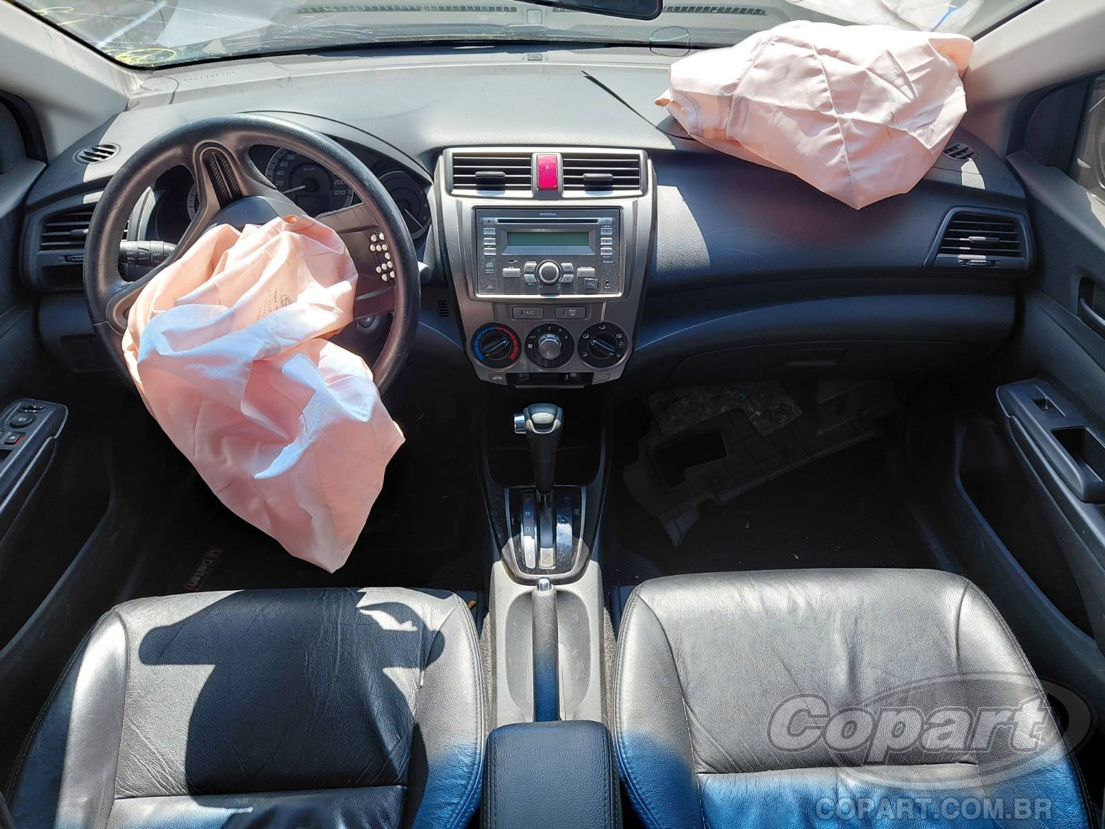 Foto 9 de 10: 2014 HONDA CITY