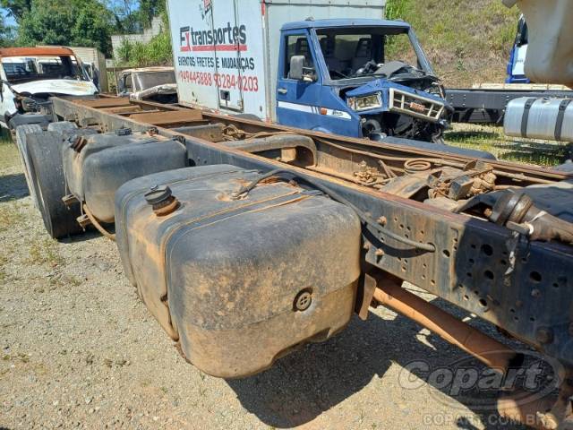 2011 VOLKSWAGEN WORKER 