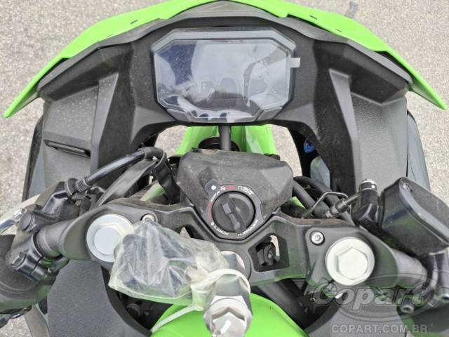2025 KAWASAKI NINJA 500 
