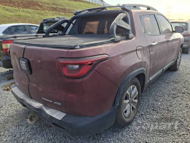 2017 FIAT TORO 
