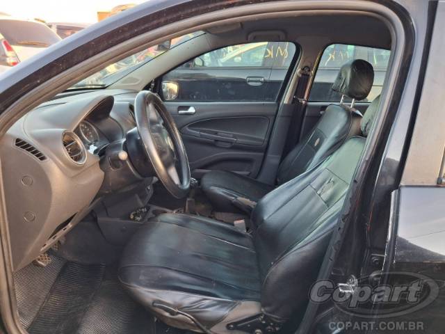 2013 VOLKSWAGEN GOL 