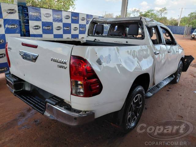 2021 TOYOTA HILUX CD 