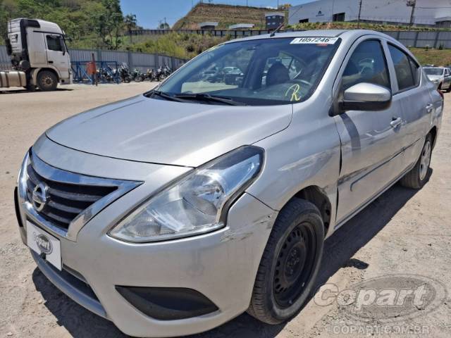2017 NISSAN VERSA 