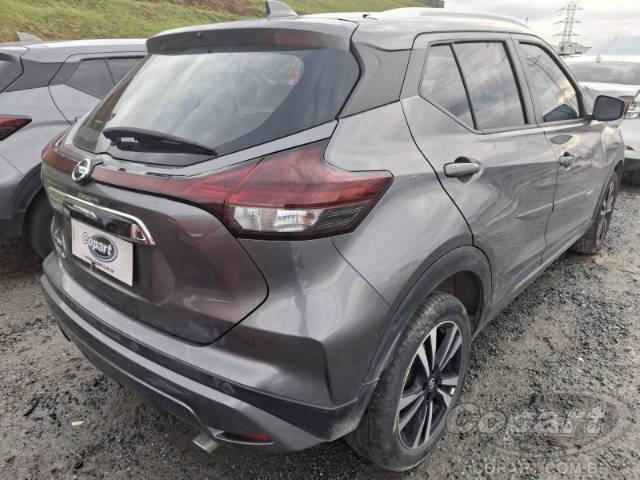 2022 NISSAN KICKS 