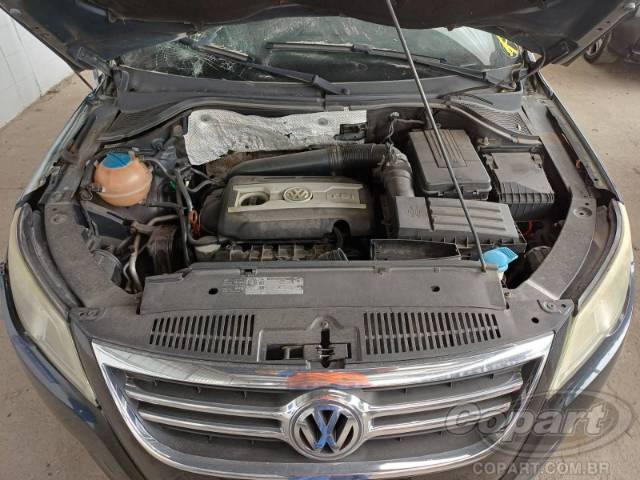 2010 VOLKSWAGEN TIGUAN 
