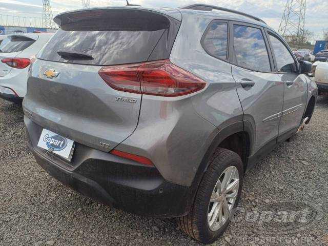 2025 CHEVROLET TRACKER 
