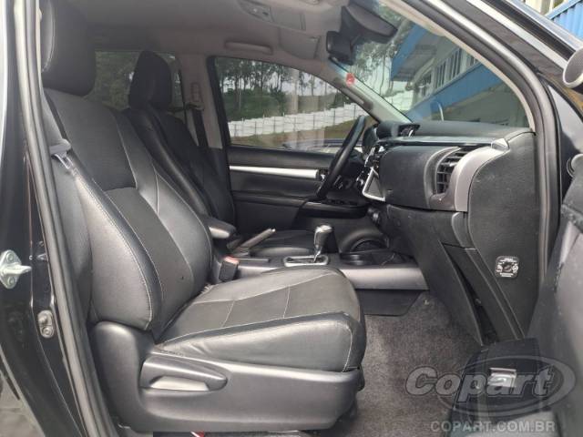 2021 TOYOTA HILUX CD 