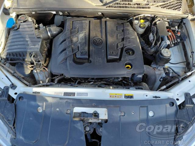 2025 VOLKSWAGEN AMAROK 