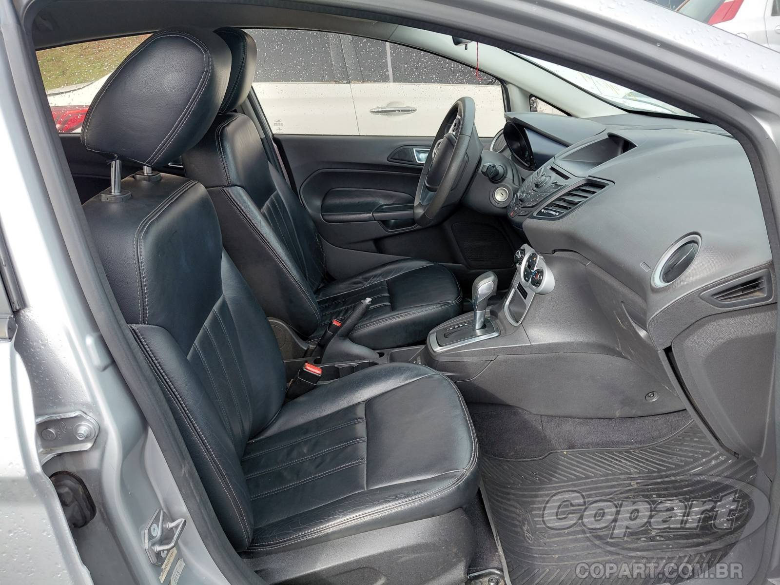 2016 FORD FIESTA — foto 5 de 15