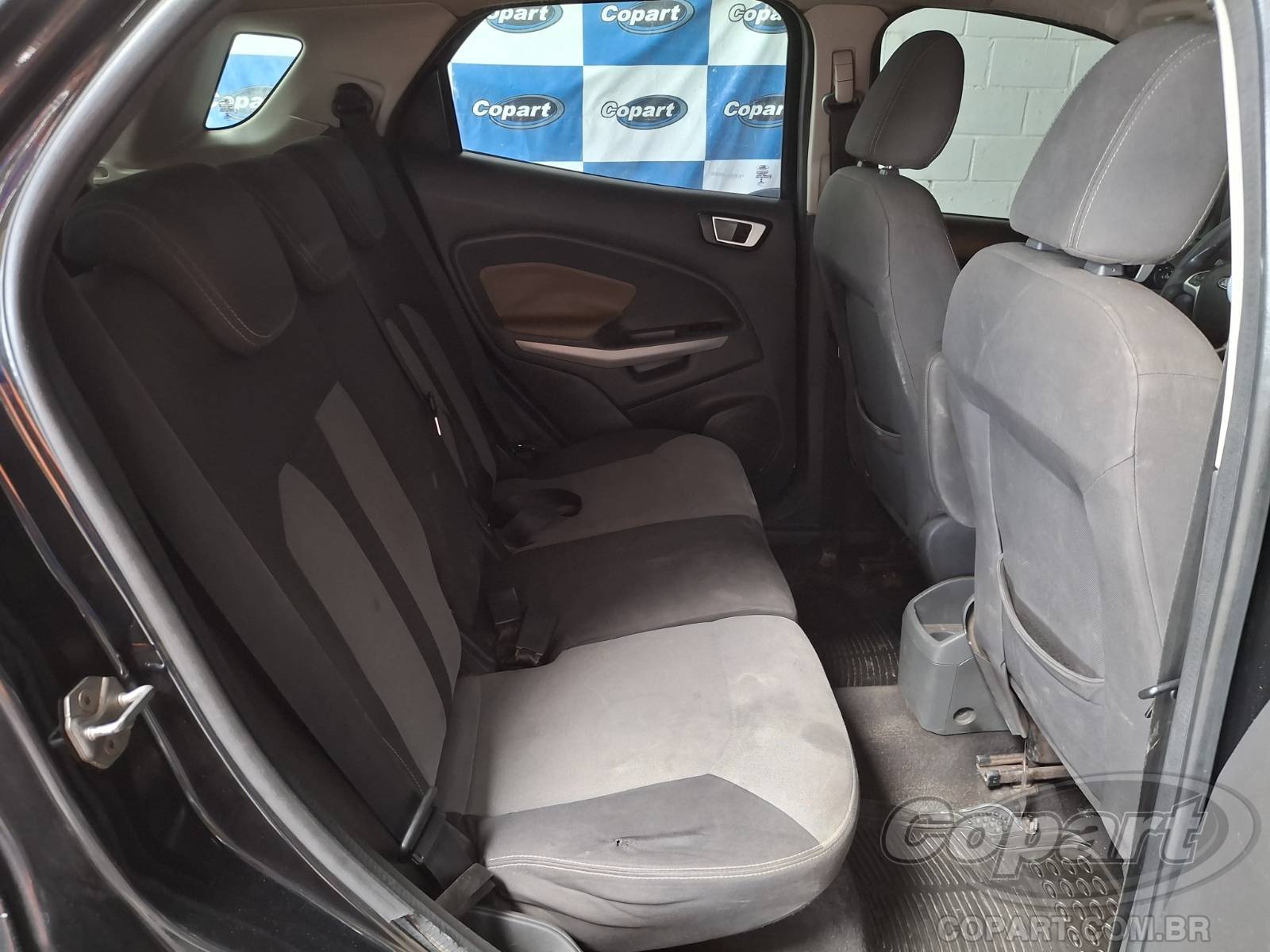 Foto 6 de 10: 2014 FORD ECOSPORT